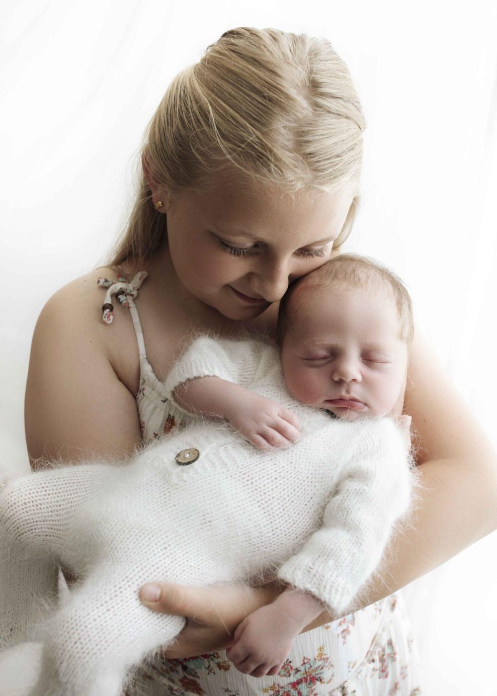 Newborn Photographer devizes wiltshire